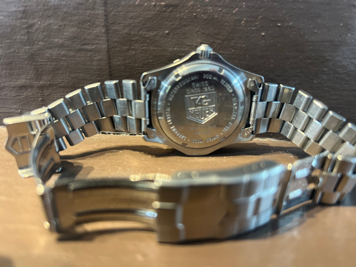 Tag Heuer 2000 men’s watch – Black & Co + Tuesday